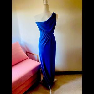 Slinky One Shoulder blue gown with side slit